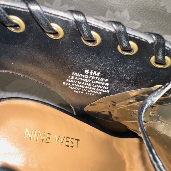 Nine West Leather Heel, Size 6.5, Black - Picture 8 of 13